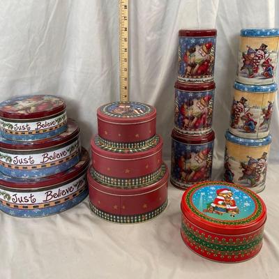 Nesting Christmas Tins