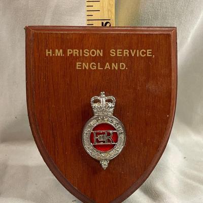 England Prison Guard Uniform Cap Emblem