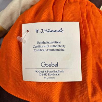 1983 M J Hummel Goebel Porcelain Doll D-8633