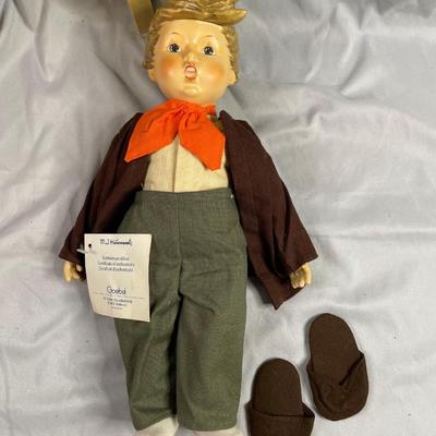 1983 M J Hummel Goebel Porcelain Doll D-8633