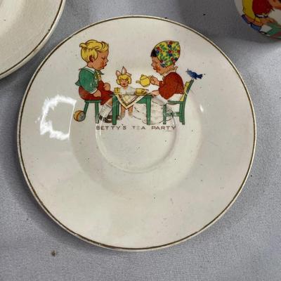 Vintage England Childrens Tea Sets