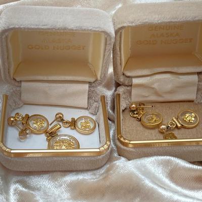 LOT 47J: Alaska Gold Nugget Pendant and Pierced Earrings Set - 1/20 12K Gold Filled