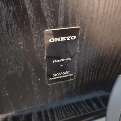 8 Piece Onkyo Home Theater System Set with Sony DVD and InFocus ScreenPlayâ„¢ 4805 DLP Projector