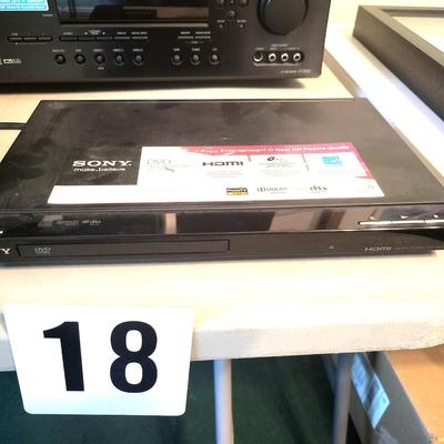 8 Piece Onkyo Home Theater System Set with Sony DVD and InFocus ScreenPlayâ„¢ 4805 DLP Projector