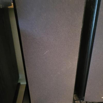 8 Piece Onkyo Home Theater System Set with Sony DVD and InFocus ScreenPlayâ„¢ 4805 DLP Projector