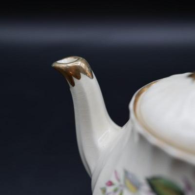 Vintage Porcelain Sadler Teapot