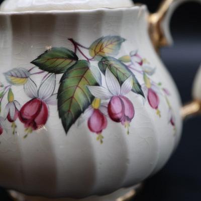 Vintage Porcelain Sadler Teapot