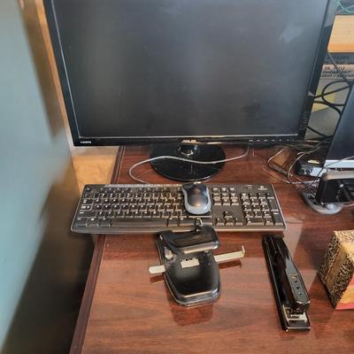Office Electronic Lot, Including Office Chair