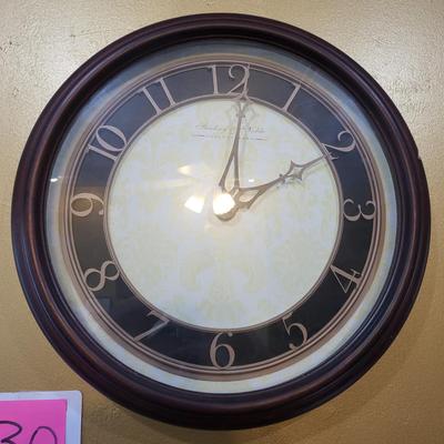 Traditional Wall Decor with Clock