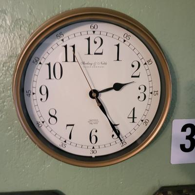Clock With 2 Matching Mirrors