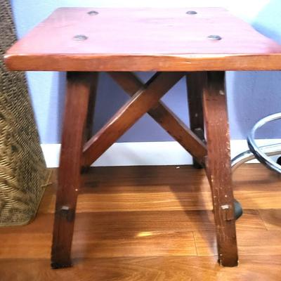 Small Wood Table with Wicker Woven Landry Hamper and Winco Exam Stool