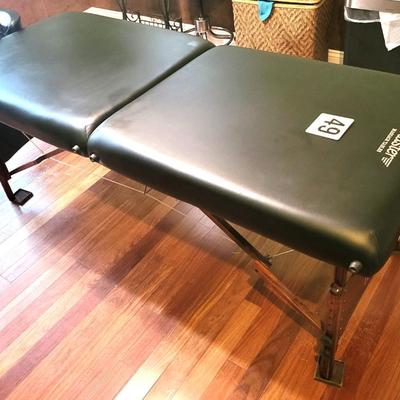 Master Foldable Massage Table