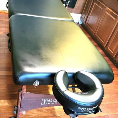 Master Foldable Massage Table