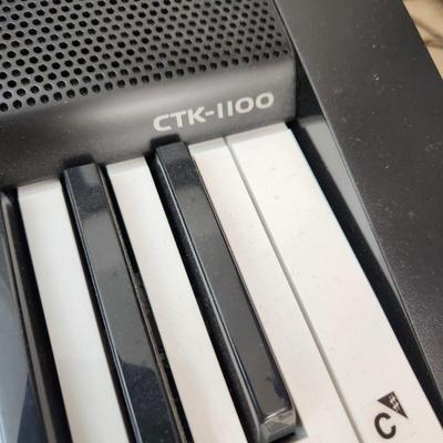 Casio Electric Keyboard CTK-1100 with Stand Digital Keyboard 61 Key Piano