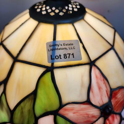 Dale Tiffaney Inc. Table lamp