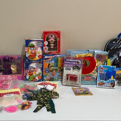 Assorted New Toys ~ Bundle of Approx 20