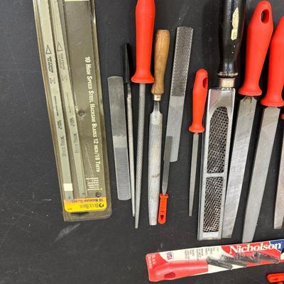 Lot 956 Tools including files