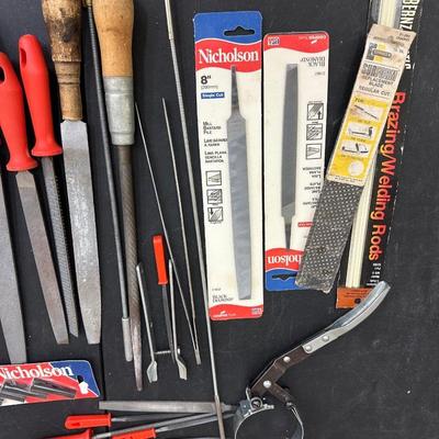 Lot 956 Tools including files