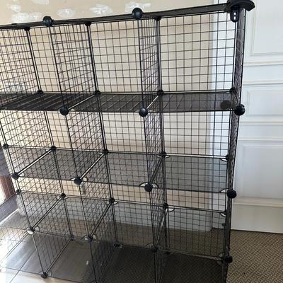 Lot 935. Wire and mesh cube storage