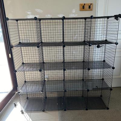 Lot 935. Wire and mesh cube storage