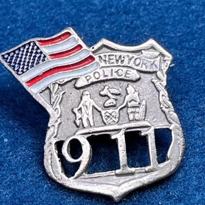 NEW YORK POLICE 9-11 WITH ENAMELED U.S. FLAG PIN