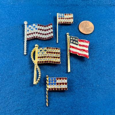 GROUP OF 5 DIFFERENT U.S. FLAG PINS-4 RHINESTONE, 1 ENAMELED