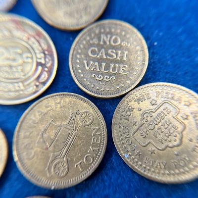 GROUP OF 33 ASSORTED TOKENS:  CAR WASH, CHUCK E. CHEESE, 49TH ST. GALLERIA, ETC.