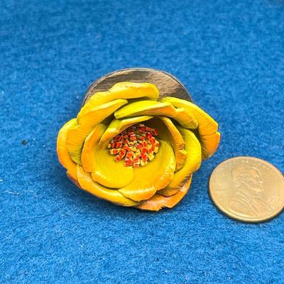 BIG CARVED WOOD AND WOOD-LIKE FLOWER RING