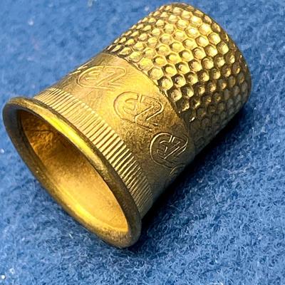 "EZ" BRASS THIMBLE WITH INDENTED TOP