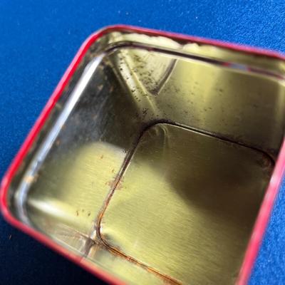 VINTAGE HICKORY PIPE MIXTURE TIN