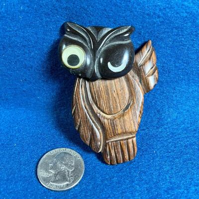 VINTAGE WOBBLY HEAD OWL PIN