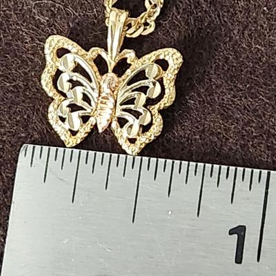 10K Gold Necklace w Butterfly