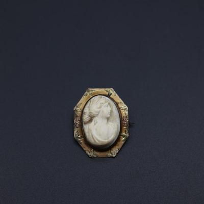 Vintage Cameo Brooch & Ring