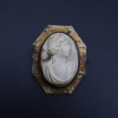 Vintage Cameo Brooch & Ring