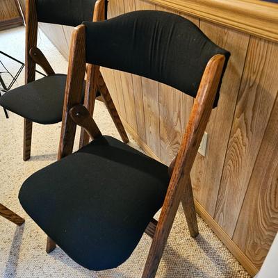 Four Winebarger Folding Chairs (BD-JS)