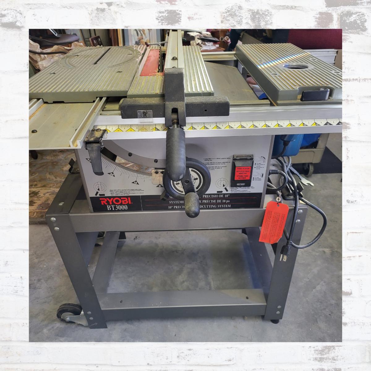 Ryobi BT3000 Combination Table Saw & Router | EstateSales.org
