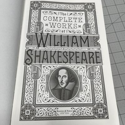 The Complete Works of William Shakespeare (2015)
