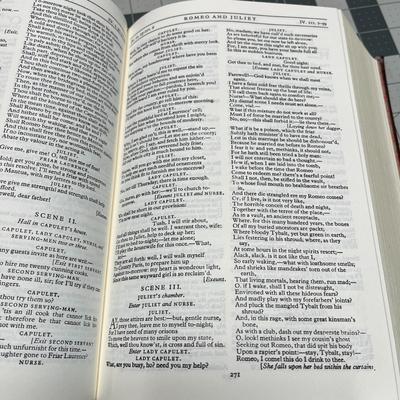 The Complete Works of William Shakespeare (2015)