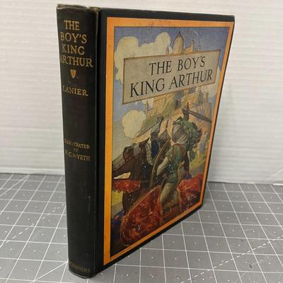 The Boy's King Arthur by Lanier (1936)
