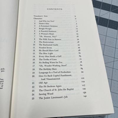 The First Circle by Aleksandr I Solzhenitsyn