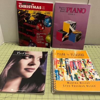 Piano Book Bundle (73)