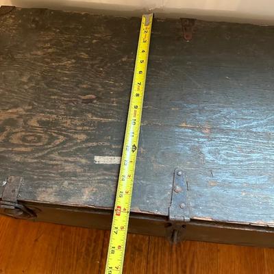 Army Footlocker (1 of 2)