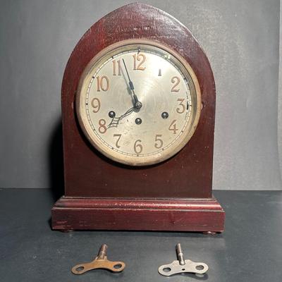LOT 8L: Antique Junghans Mantel Clock