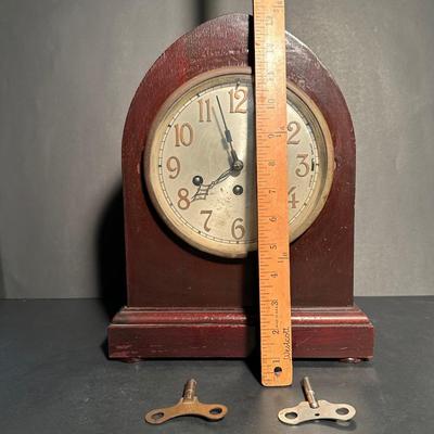 LOT 8L: Antique Junghans Mantel Clock