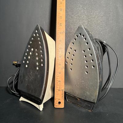 LOT 15W: Vintage Black & Decker Steam Dry Irons