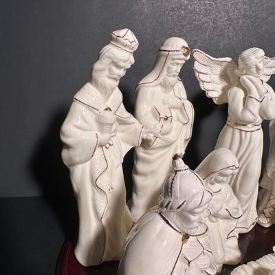 LOT 26W: Vintage Holiday Lane Porcelain Nativity Scene w/ 24k Gold Accents