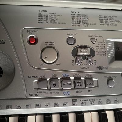 LOT 30D: Yamaha PSR-275 Computer Ready Keyboard w/ Stand & Adapter