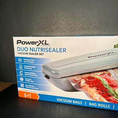LOT 33W: Power XL Duo Nutrisealer w/ Food Saver Vacuum Seal Rolls