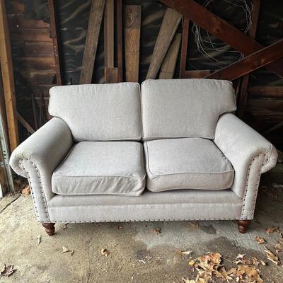 LOT 36G: England Inc Loveseat Couch