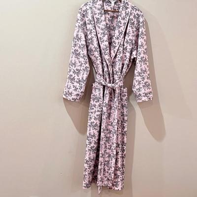CHARTER CLUB ~ Size XL ~ Pink Floral Robe